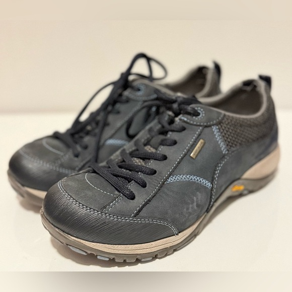 Dansko Paisley Wide Women’s 37 US 6.5 Navy Waterproof Sneakers Comfort Shoes - Picture 1 of 5